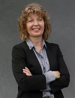 Photo of Tamara Calhoun