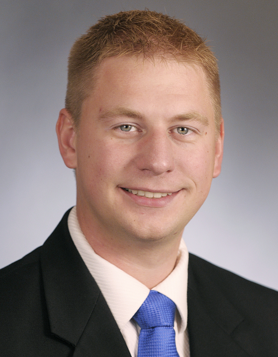 Photo of Andrew Falk