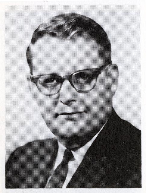 Photo of Douglas M. Head