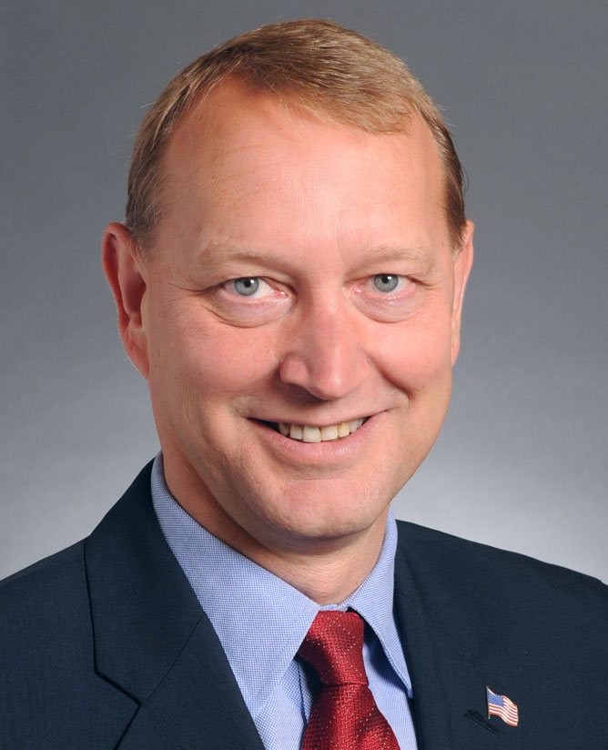 Photo of Ted Lillie