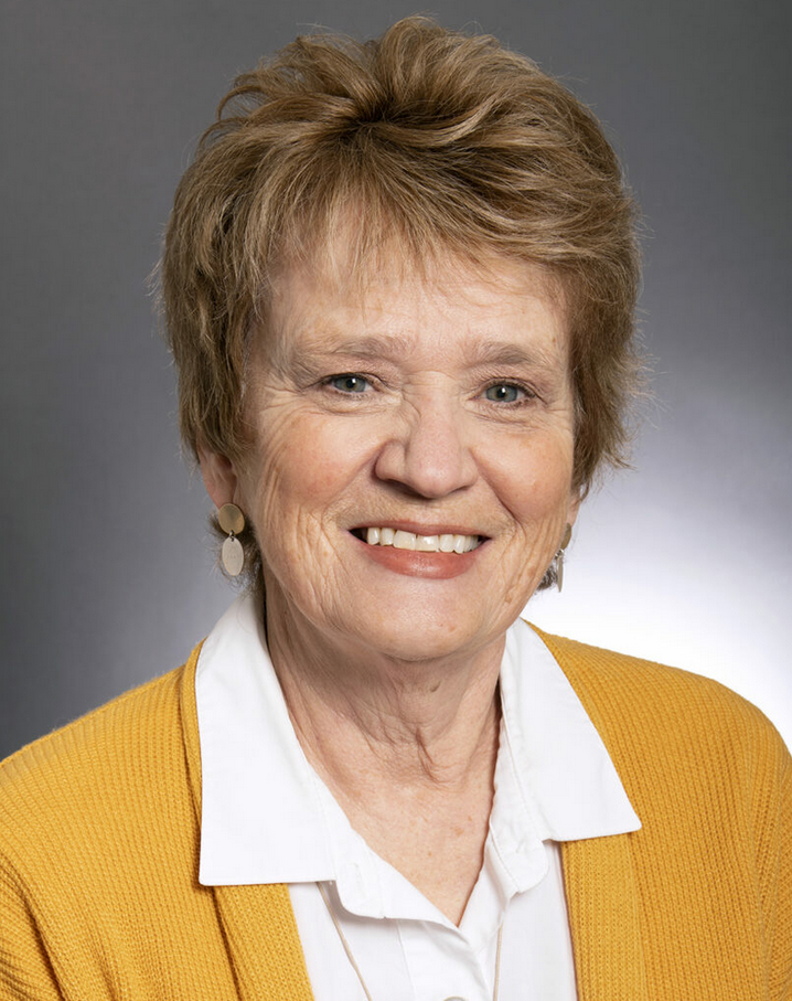 Photo of Nancy Livingston