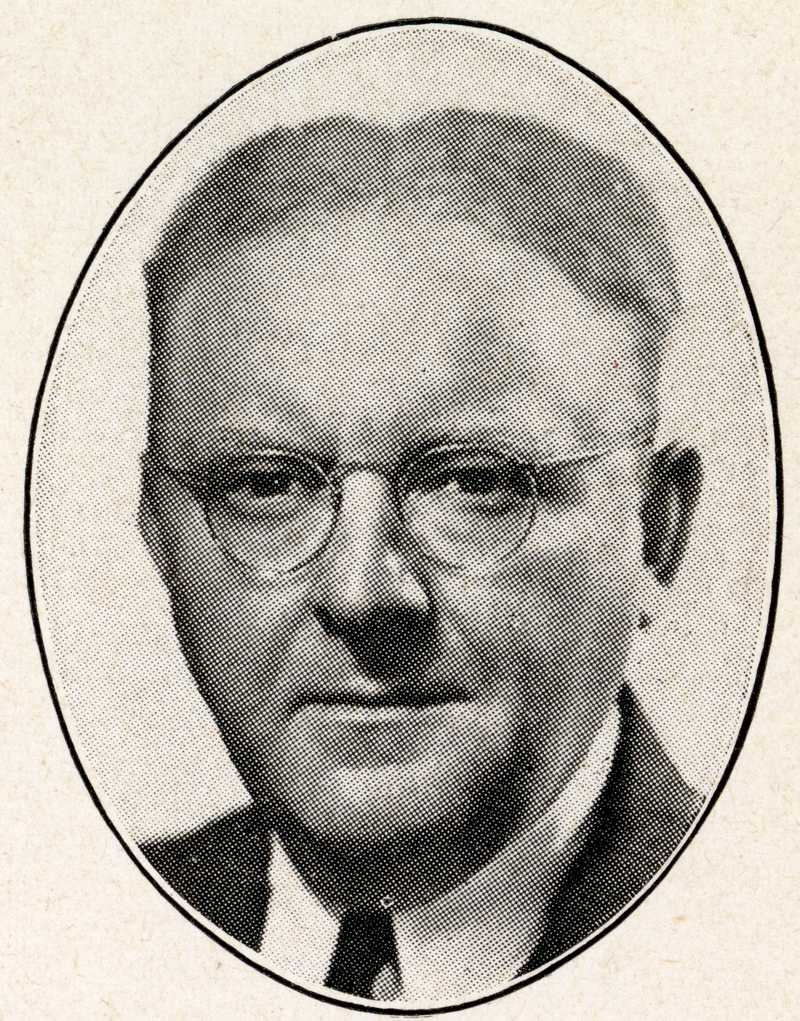 Photo of Harold R. Lundeen