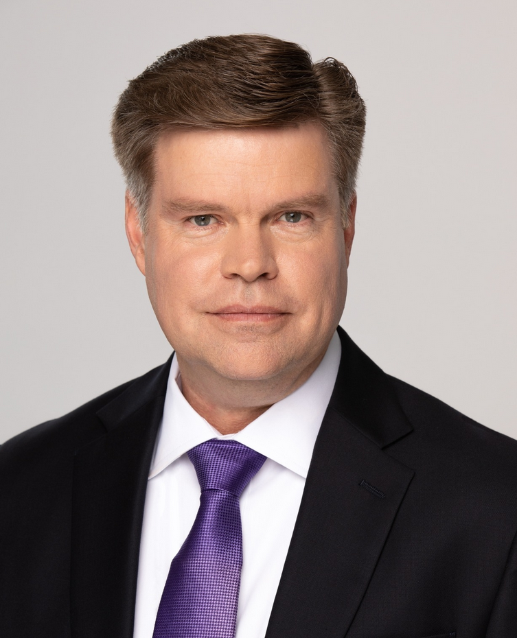 Photo of Jason Palmer