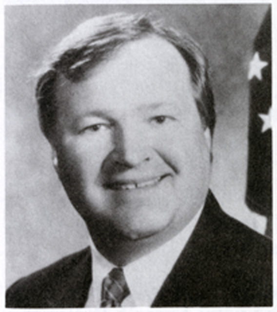 Photo of Doug Peterson