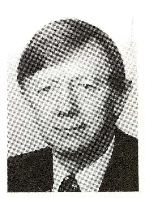 Photo of Robert J. Schmitz